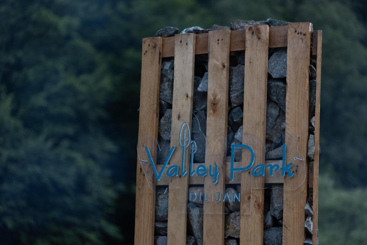 Valley Park Dilisan Kültér fotó